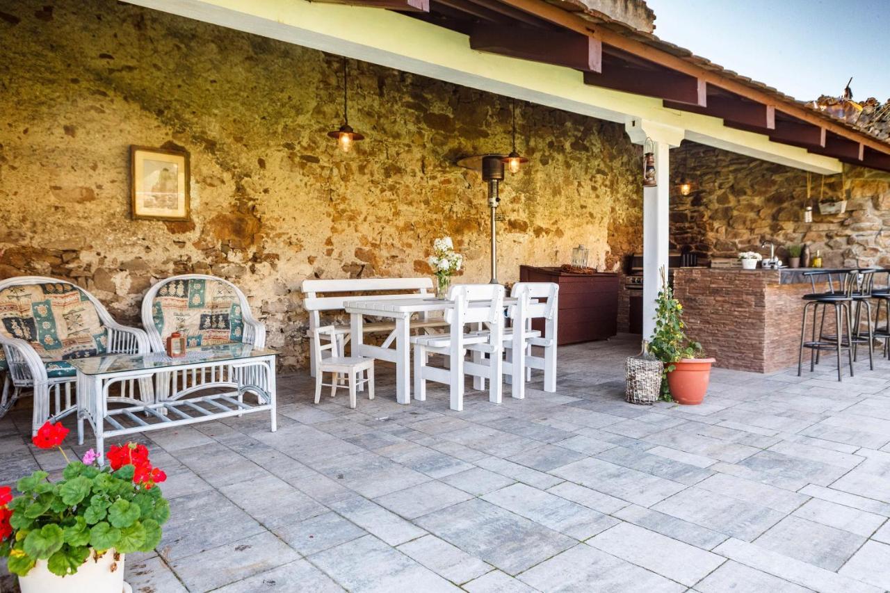 Chalupa Tesinov Protivín Exterior foto